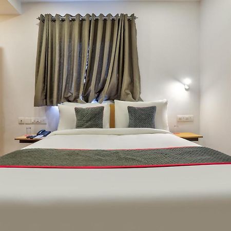 Oyo Townhouse 156 Maraimalai Nagar Hotel Chennai Exterior photo