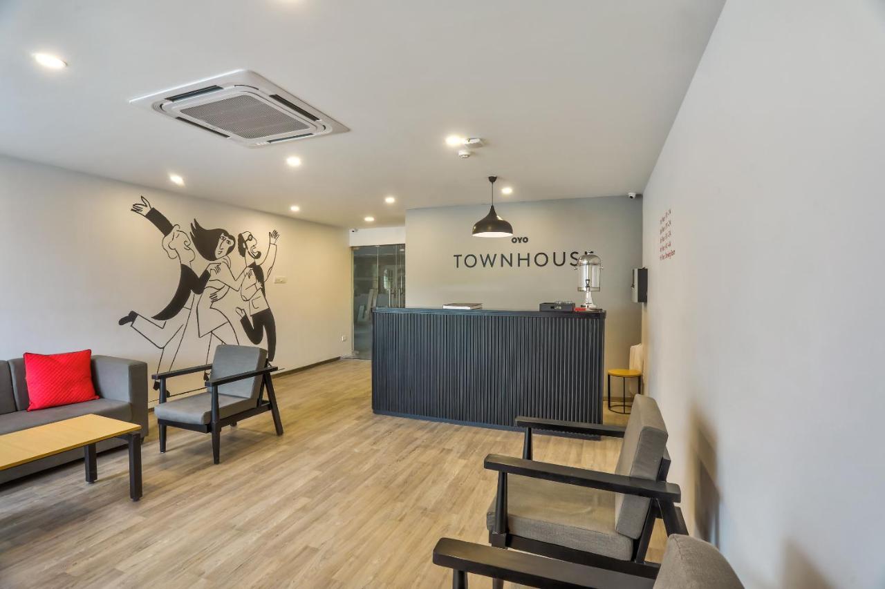 Oyo Townhouse 156 Maraimalai Nagar Hotel Chennai Exterior photo